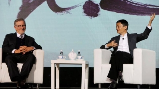 Regizorul Spielberg şi miliardarul Jack Ma cuceresc piața chineză de film