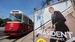 Repetarea turului doi al prezidenţialelor din Austria ar putea fi amânată