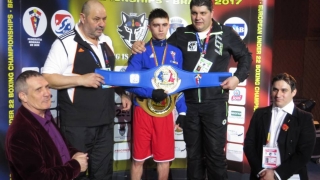 Robert Jitaru, cel mai bun boxer al Campionatelor Europene Under-22 de la Brăila