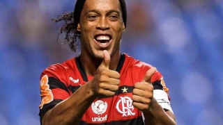 Ronaldinho, Giggs şi Crespo vor juca în Liga de fotbal în sală din India