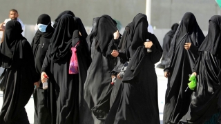 Saudiţii intră în normalitate? Femeile ar putea trăi libere, fără sistemul de tutelă