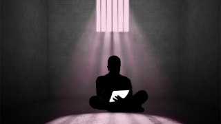 „Scriitorii“ din închisori: reducere de 20 de zile a pedepsei pentru fiecare carte