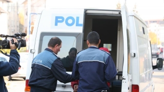 Șofer fugar prins în Constanța cu focuri de armă!