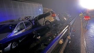 Șoferi români inculpaţi pentru cel mai mare accident rutier din Slovenia