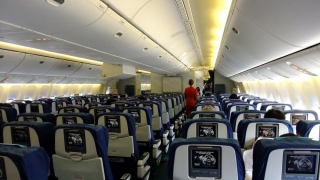 SUA: interzis cu dispozitive electronice la bordul avioanelor din opt țări