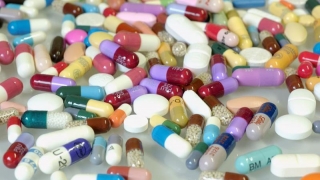 Sute de mii de pacienți, în pericol de a rămâne fără medicamente inovatoare