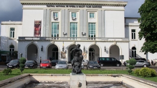Teatrul „Oleg Danovski“ trece la programul de primăvară
