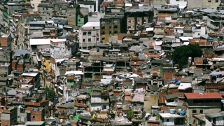 Tragedie la Rio de Janeiro: o turistă ucisă din greșeală de poliție. Vizita o favelă
