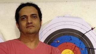 Un poet palestinian a scăpat de pedeapsa capitală în Arabia Saudită