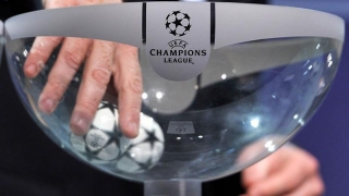 Urnele pentru tragerea la sorți a grupelor din UEFA Champions League