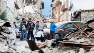 Doi români suspectaţi de furt, arestaţi într-o zonă din Italia devastată de cutremure