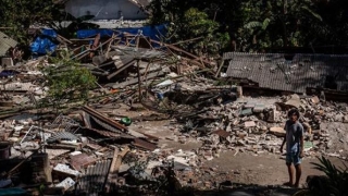 Indonezia, lovită de un nou CUTREMUR MARE. Victime și clădiri prăbuşite
