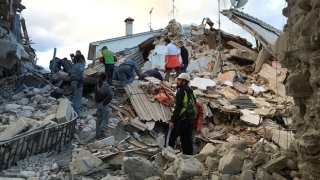 Bilanţul victimelor cutremurului din Italia a ajuns la 284 de morţi