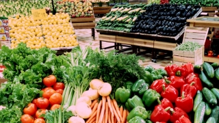 Veterinarii au verificat fructele şi legumele din import. Ce au găsit?