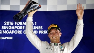 Victorios în Singapore, Rosberg a redevenit lider în ierarhia piloților