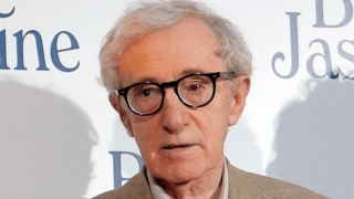 Woody Allen lansează, pe Amazon, primul său serial TV