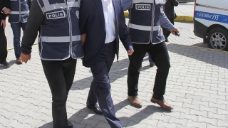 Zeci de ofițeri ai forțelor aeriene turce, arestați