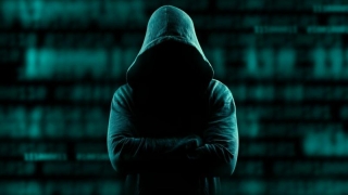 „Darknet” oferă „servicii de infracționalitate” pentru terorişti