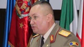 Decretul pentru prelungirea mandatului şefului Armatei, publicat în Monitorul Oficial