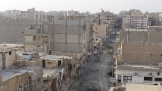 Sute de morți, în urma unui atac al SI asupra orașului sirian Deir al-Zor