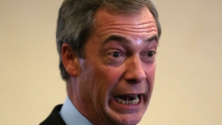 Nigel Farage, liderul UKIP, a demisionat