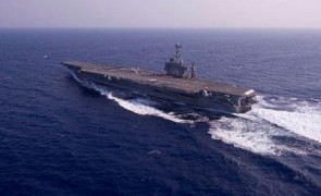 Distrugător japonez, trimis pentru a escorta nave militare americane