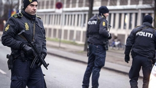 Incident armat într-un mall din Danemarca