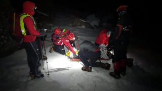 Doi alpiniști au murit după ce au căzut în Munții Bucegi