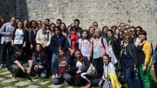 Șapte elevi năvodăreni în vizită de lucru în Italia. Ce au făcut acolo