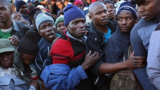 57 de migranți ilegali reținuți la frontiera terestră a Greciei cu Turcia