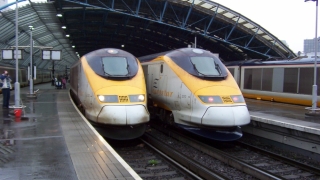 Sute de pasageri au fost blocați timp de opt ore într-un tren Eurostar