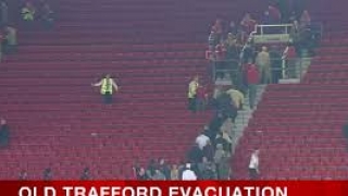 O explozie controlată a avut loc pe stadionul Old Trafford
