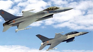 Încă trei avioane de luptă F-16 pentru Irak, de la americani