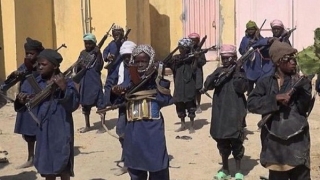 Copii nigerieni folosiți în atacuri sinucigașe cu bombă de grupări teroriste