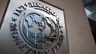 FMI recomandă amânarea măsurilor de relaxare fiscală