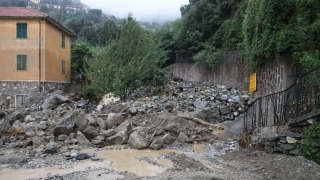 Alunecare de teren în nord-vestul Italiei. Cel puțin două persoane sunt date dispărute
