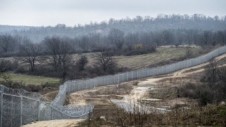 Ungaria a început construirea gardului anti-imigranți la granița cu România