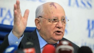 Gorbaciov: Lumea pare că se pregătește de război