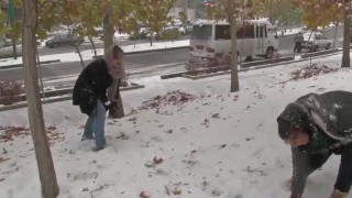 Haos în Iran! Prima zăpadă din acest an