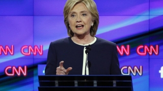 Hillary Clinton anunță că va participa la cele trei dezbateri televizate