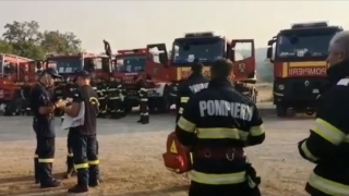 Pompierii români au început misiunile de stingere a incendiilor din Grecia