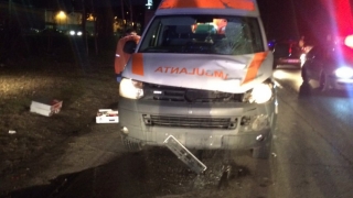 Pieton lovit de ambulanță în Constanța! Victima și-a pierdut viața!