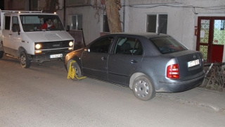 Scandal în Inel II din cauza unor mașini blocate de Poliția Locală