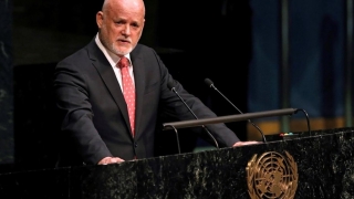 Amasadorul insulelor Fiji la ONU, ales preşedinte al Adunării Generale