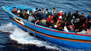O barcă cu imigranți s-a scufundat în largul Libiei