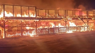 Terasă distrusă de un incendiu în localitatea Corbu