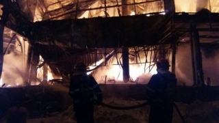 Club Bamboo: Incendiul nu a fost lichidat, după mai bine de 24 de ore