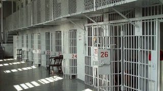 România va prezenta în 6 luni planuri de rezolvare a situației din închisori