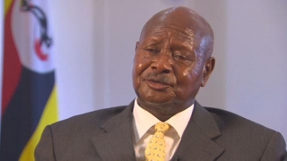 Absurd! Unde?! În Uganda! Președintele vrea să interzică sexul oral