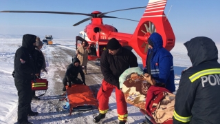 Intervenție la o urgență medicală a elicopterului SMURD! Bolnav dus la UPU